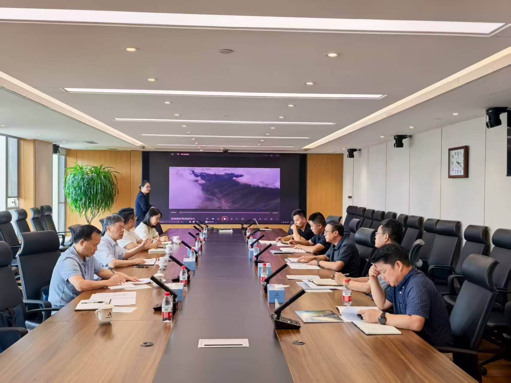 常務(wù)副總鮑林一行赴山東高速建管集團共謀深化合作新篇